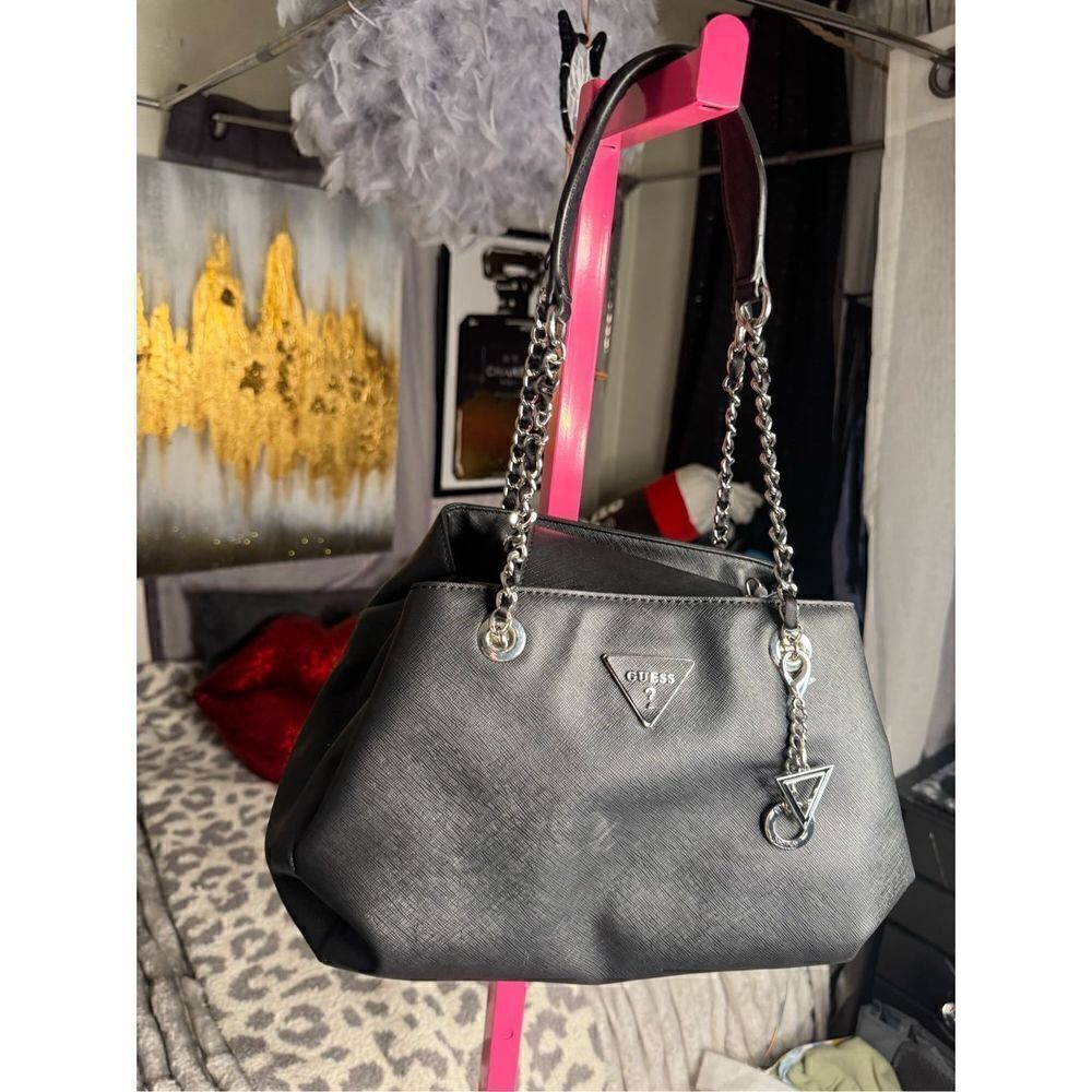 Y2k black leather chain strap handbag purse - guess